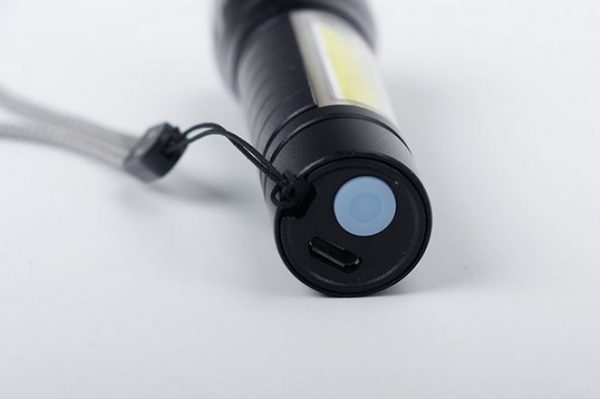 聚焦手電筒 94x27mm